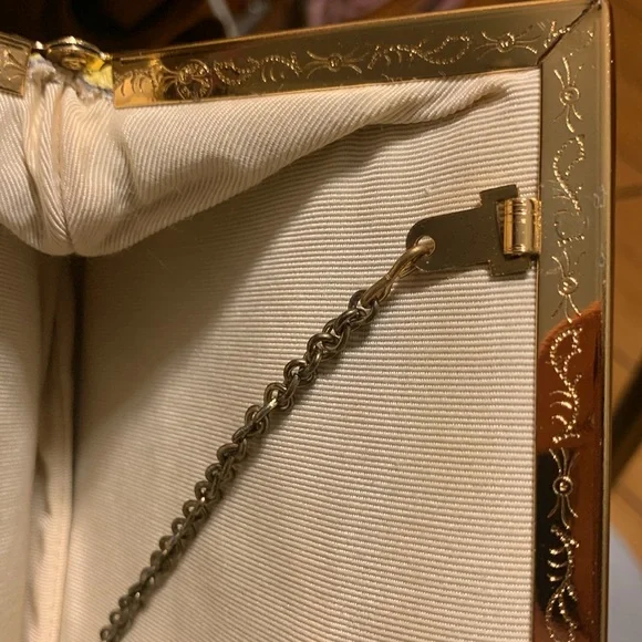 50’s 60’s VIBRANT LEMON LEATHERETTE YELLOW PURSE BAG CLUTCH,CHAIN HANDLE - Picture 12 of 16